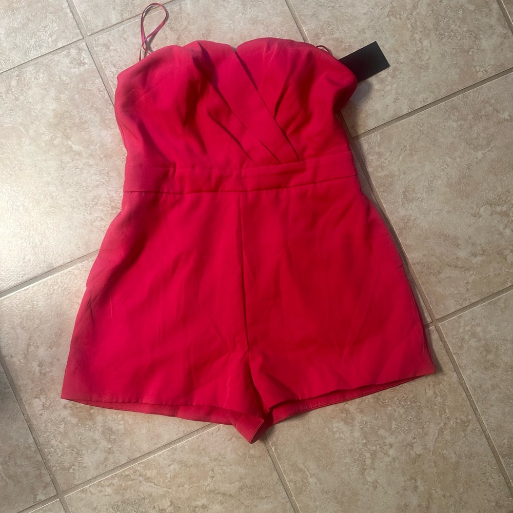 NWT large vici sweetheart neck romper.